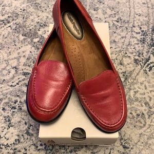 Brand new Hush Puppies 🐶 women’s shoes
